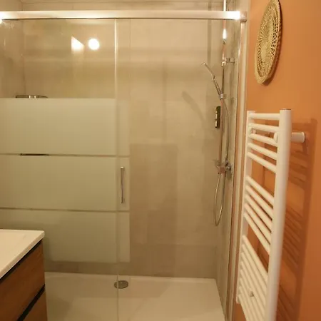 La Bulle De Lina Superbe T3, Parking Et Clim *